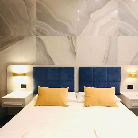 Guest House Colonna Палермо Екстериор снимка