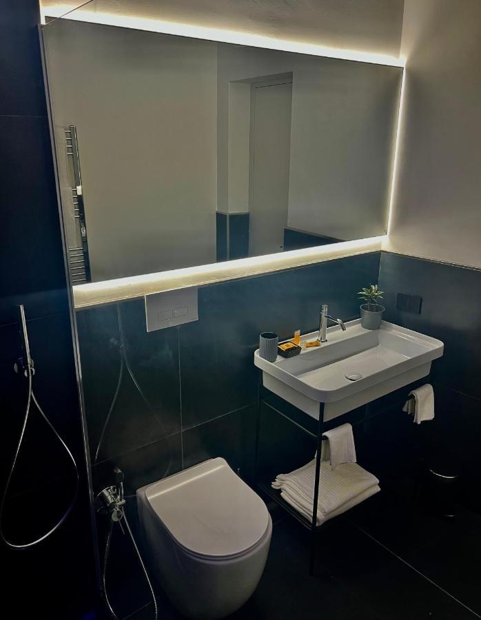 Guest House Colonna Палермо Екстериор снимка