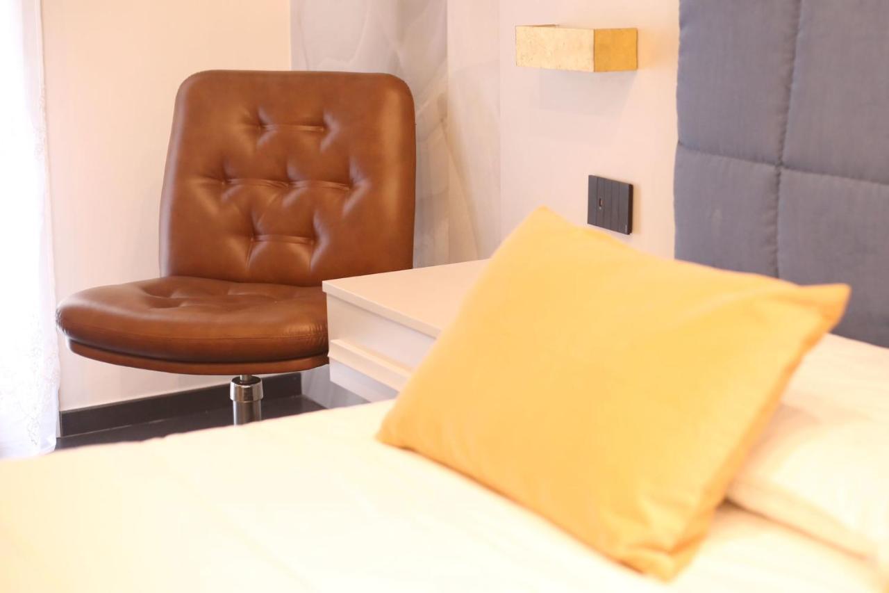 Guest House Colonna Палермо Екстериор снимка