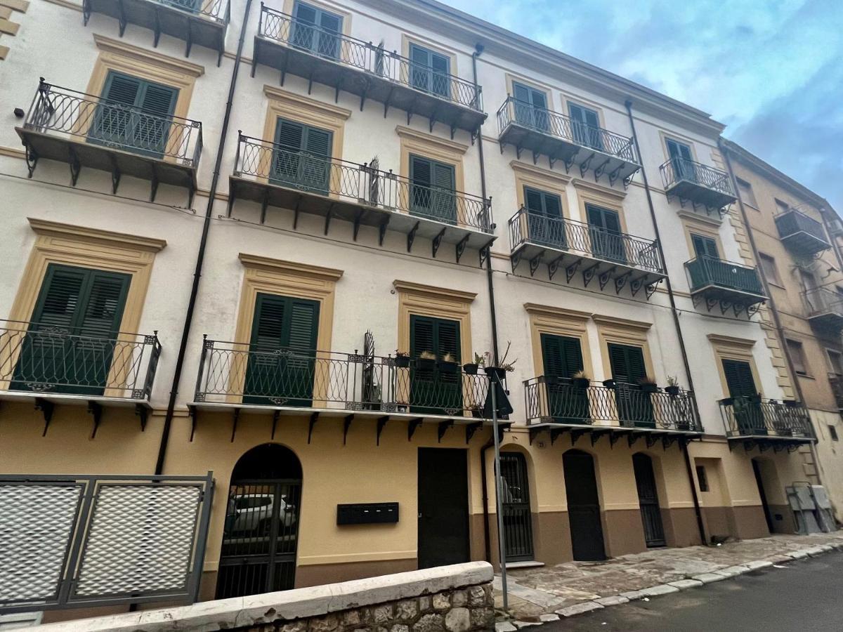 Guest House Colonna Палермо Екстериор снимка
